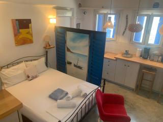 ROMANTIC HOUSE 6 STEPS FROM THE SEA - Mochlos - 6