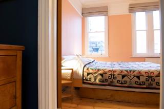 Stunning 3-bedroom townhouse in superb location - London - 7