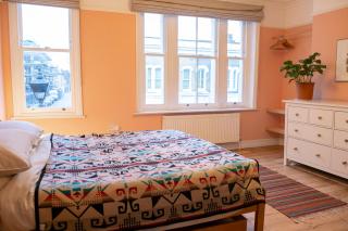 Stunning 3-bedroom townhouse in superb location - London - 3
