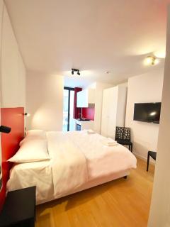 Citizen Suites - Sliema - 1