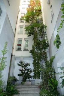 MEZZANINE WHiTE - Madrid - 2