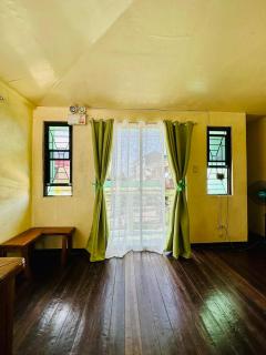 LJRC HOMESTAY - 9