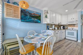 Seascape 1320 Condo - Galveston - 1
