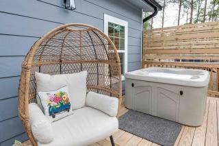 Luxury Modern Cabin with Hot Tub - Lake Lure - 4