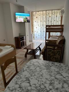 A&X Cozy and Tranquil Apartment - 24H Self Check-In - Tirana - 9