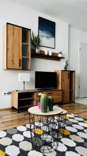 Happy Living Apartment w Balcony - Budapest - 6