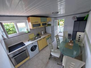 Peaceful & cozy Rest House, 80m from beach - Trogir - 1