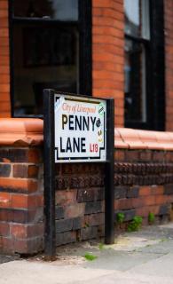 The Beatles house - Penny Lane - Contractors -Relocating-3bedroom - Liverpool - 0