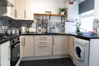The Beatles house - Penny Lane - Contractors -Relocating-3bedroom - Liverpool - 6