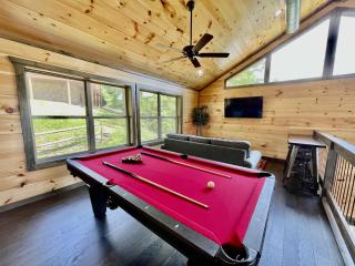 Bearly Behaving cabin - 8