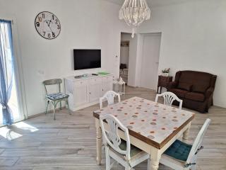 Blue Wave Apartment - 1