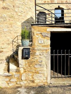 Charming House in Gorgeous, Quiet Village in the Aveyron countryside -  - 2