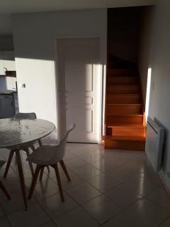 Appartement au RDC avec jardin clos, au calme. - Saint-Aubin-du-Cormier - 6