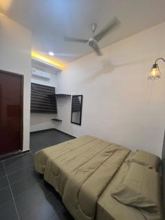 HOMESTAY TERATAK AZIZAH RAHMAN Melaka - Malaca - 5