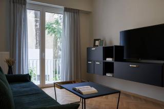 Little Gem: Modern Urban Retreat - Athen - 0