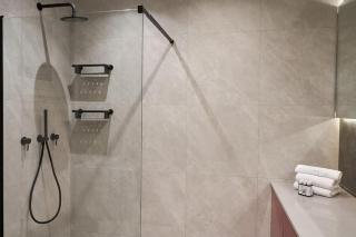 Little Gem: Modern Urban Retreat - Athen - 5