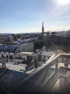 Paris - Auteuil - 70m2, Balconies, sun, renovated - fits 5 - 6