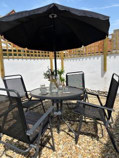 Amo Mews House - Central, Private Patio & Free Parking - 1
