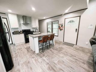 Logan Landing - Texanna - 8