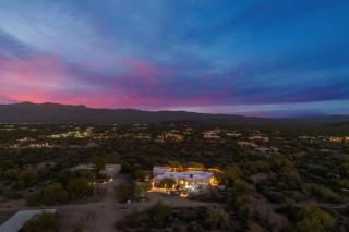 Desert Retreat with Dream Backyard - Scottsdale - 6