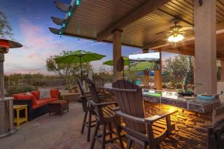 Desert Retreat with Dream Backyard - Scottsdale - 4