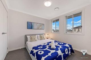 KozyGuru / Austral / 5Bed House / NAU015 - Horningsea Park - 4