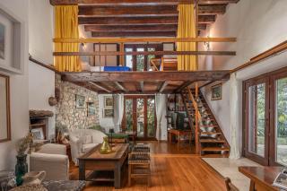 Lovely Holiday Home By The Sea - Happy Rentals - 6