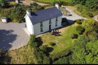 Idyllic Family farmhouse in beautiful West Cork - Skibbereen - 0
