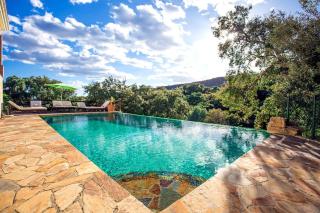 Peaceful 3 Bedroom Villa with Infinity Pool Estepona Marbella - 1