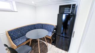 ALFA Ludwigsburg City Apartment 3 Zimmer für 5 Personen l Parkplatz l Bad I Küche l WIFI & SmartTV l Parking l Bathroom l Kitchen - 5