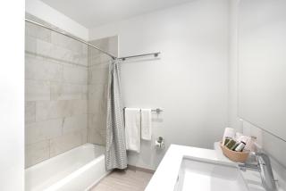 Central Sq 1BR w WD nr Central Sq MBTA BOS-177 - 1