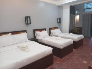 Dumaguete Seafront Hotel - 9