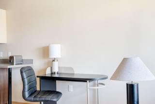 Queen Anne 1br w gym wd lounge roof deck SEA-574 - 8