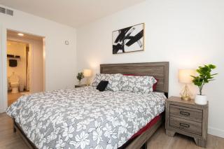 Comfy Apt with pool & hot tub in downtown LA 658 - 5