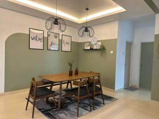 Beautiful 4BR Villa Private Pool - Kuantan - 9