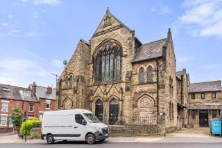 Stunning Church Conversion Apartment - 6