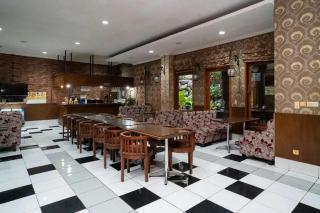 Puri Saras Bintaro Syariah Mitra RedDoorz - 8