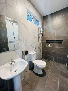 T & T Kuching Homestay - Kuching - 4