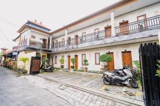 GuestHouse Cempaka Putih - Seminyak - 1
