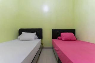 Kostawira Syariah Bintaro Mitra RedDoorz - Mencil - 8