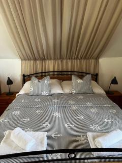Szőlőskert Studio Apartman Ábrahámhegy - Ábrahámhegy - 8