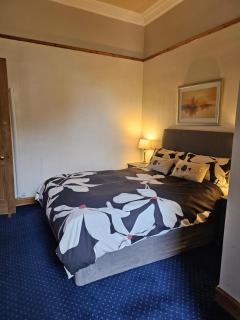 Smiths Guest House - 2