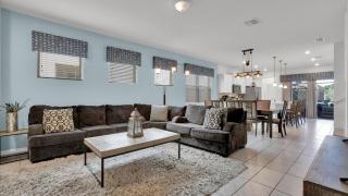 5448 Misty Oak - Davenport - 8