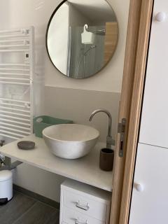 Studio récent rue calme centre dinan - Dinan - 6