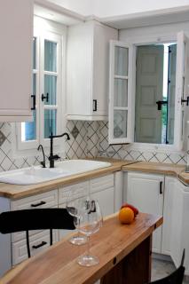 Lithi Stylish Apartments- Eco Luxury Suite - Tripiti - 1