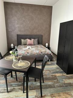 Home J&J - Bari - 1