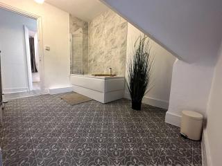 Magnificent 2 Bedroom On Tower Bridge - Londra - 9