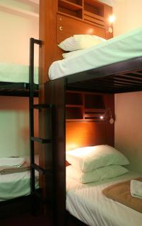 Red Inn Court - 9