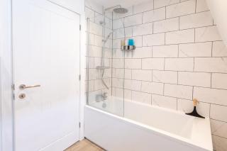 Dawson House- gorgeous two bedroom with free parking - Southampton - 6