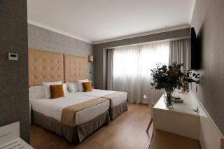 Hotel Pax Guadalajara - 8